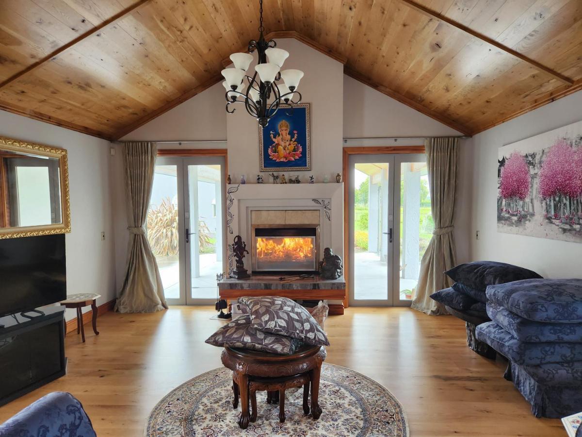 Bruntwoodlodge (Adults Only) Cambridge Extérieur photo